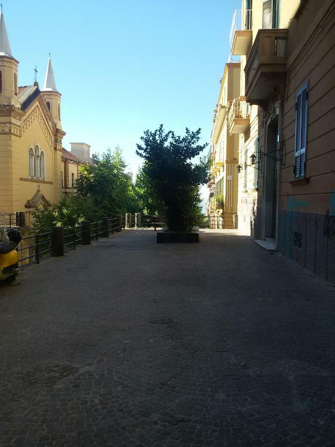 نابولي B & B Luca Giordano N6 المظهر الخارجي الصورة