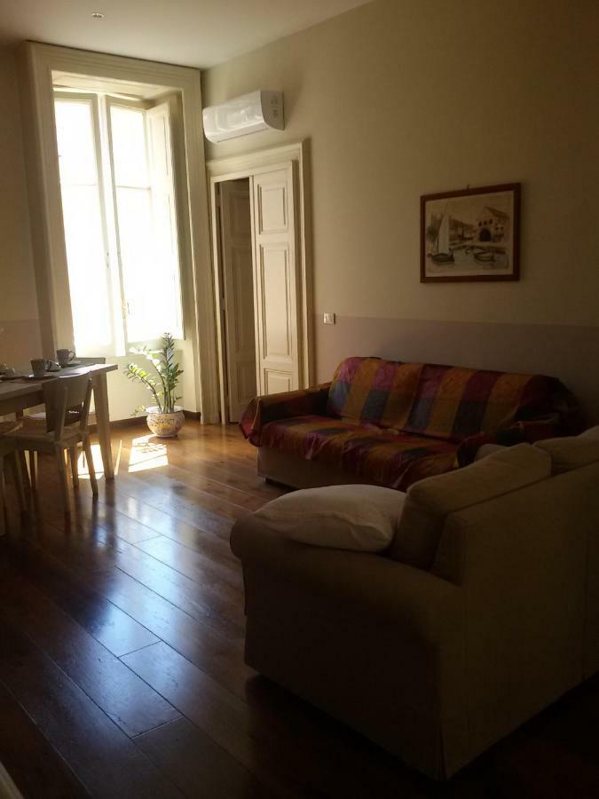نابولي B & B Luca Giordano N6 المظهر الخارجي الصورة